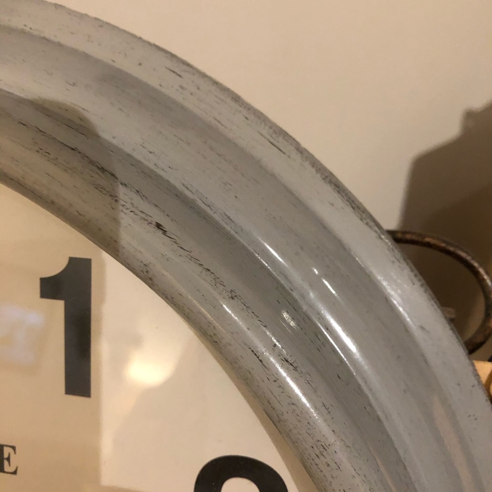 Farmhouse Clock - Picture 4 of 7